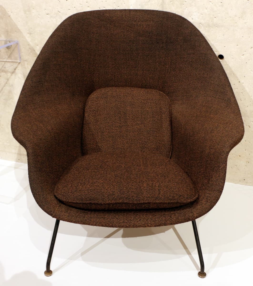 Eero Saarinen Womb