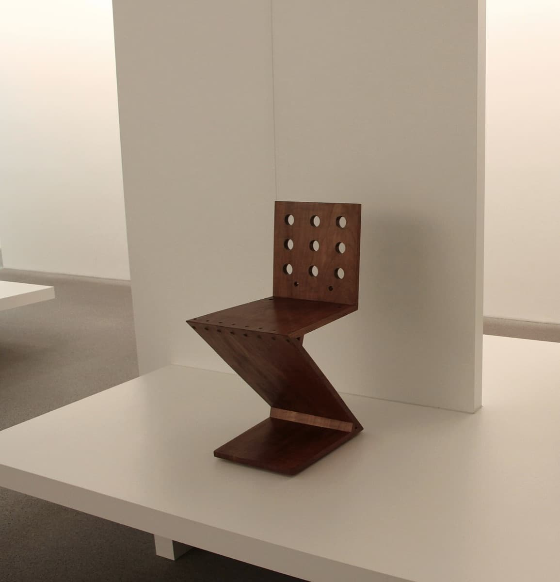 Gerrit Rietveld Zig-Zag